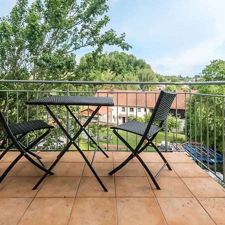 Apartmenthaus Am Erlbach Appartamento Buch am Erlbach