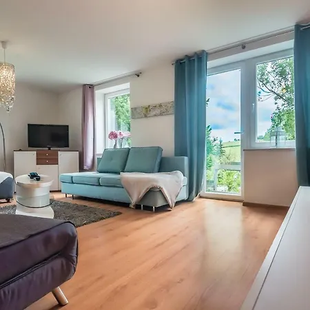 Apartmenthaus Am Erlbach Apartment Buch am Erlbach