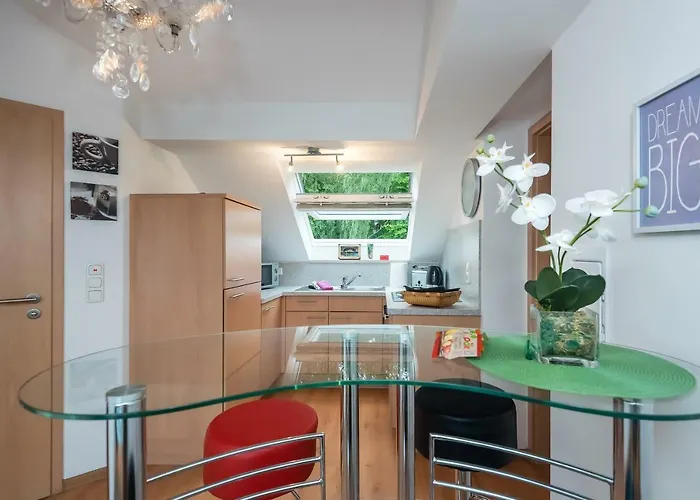 Apartmenthaus Am Erlbach * Buch am Erlbach